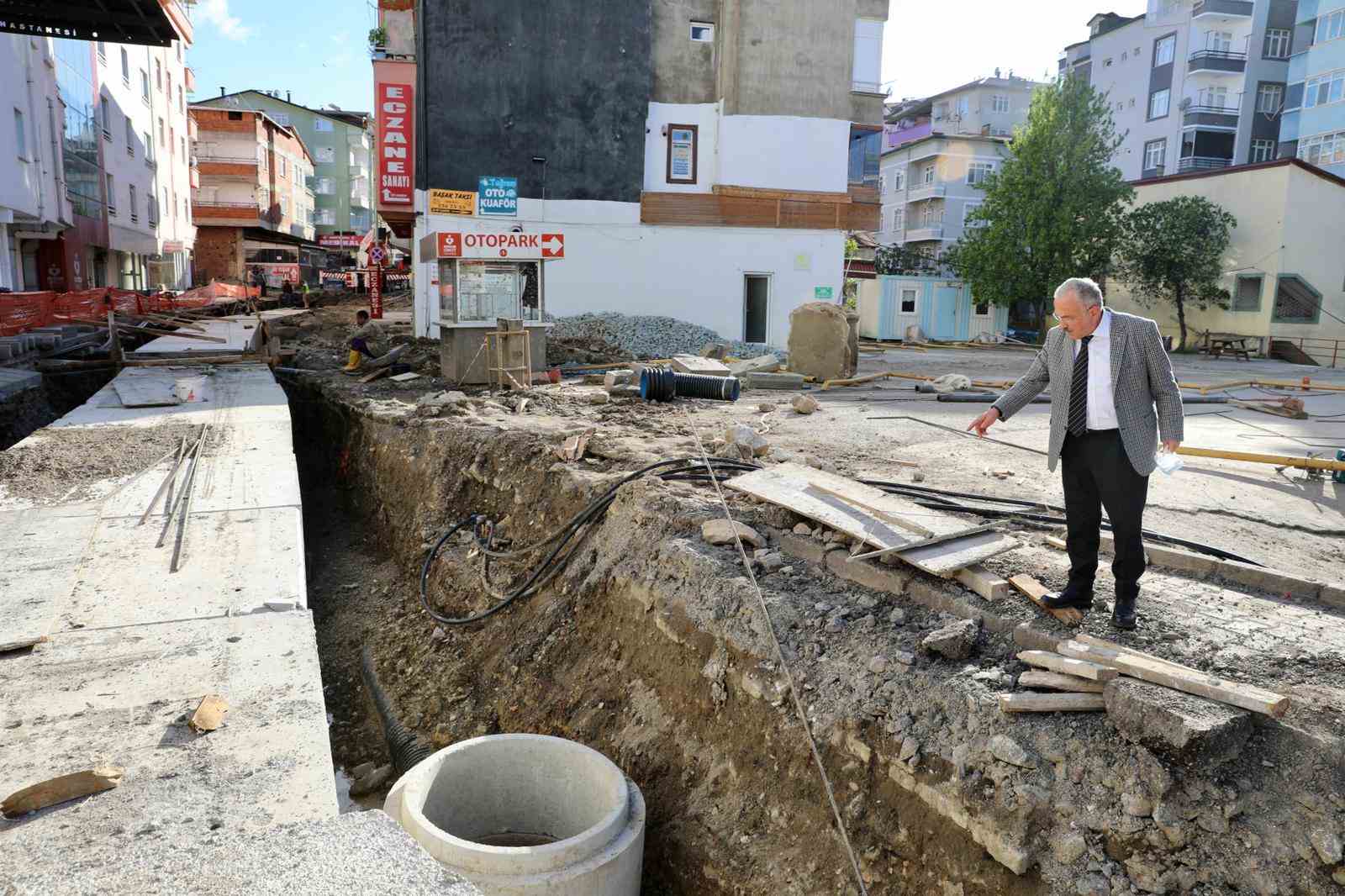 BÜYÜKŞEHİR O MAHALLERDEKİ SU BASKINLARINA SON VERİYOR